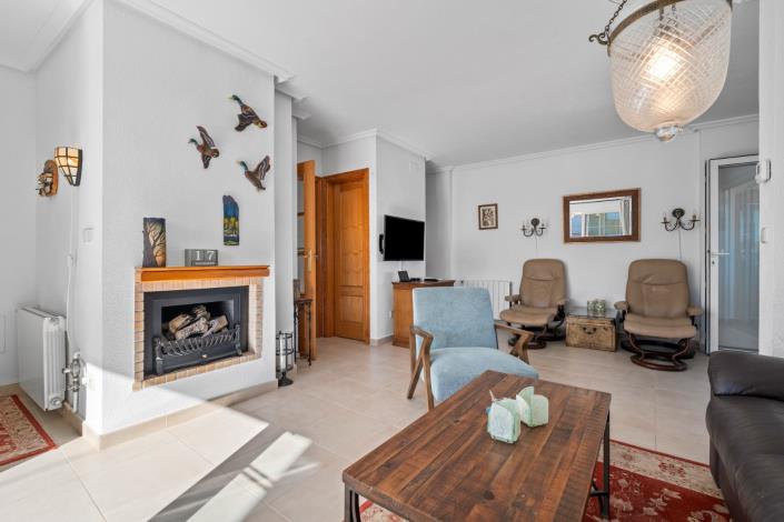 Image No.13-3 Bed Townhouse for sale