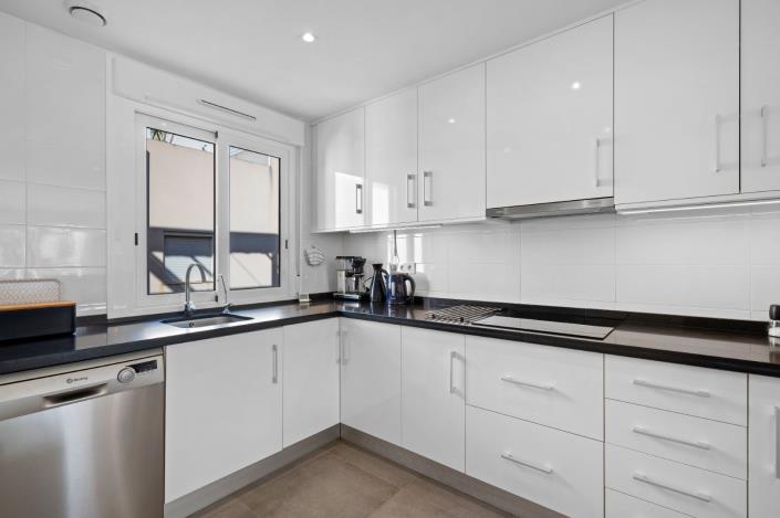 Image No.13-2 Bed Apartment for sale