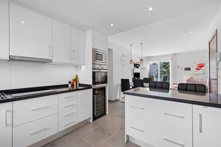 Image No.14-2 Bed Apartment for sale