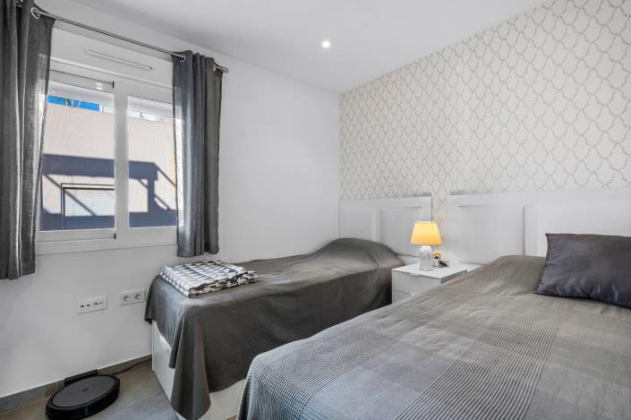 Image No.21-2 Bed Apartment for sale