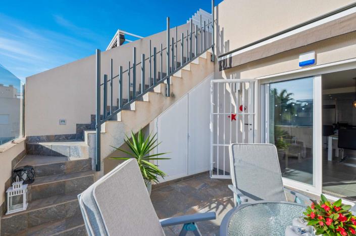 Image No.26-2 Bed Apartment for sale