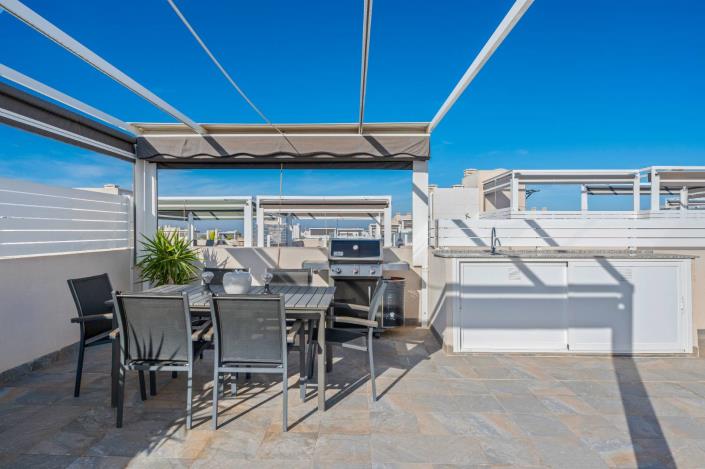 Image No.30-2 Bed Apartment for sale