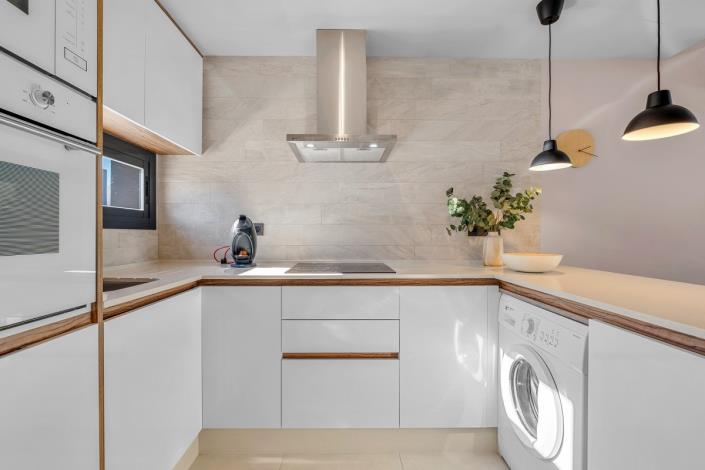 Image No.15-3 Bed Apartment for sale