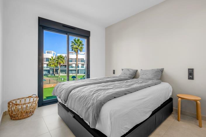 Image No.16-3 Bed Apartment for sale