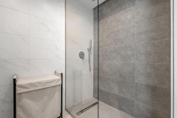 Image No.25-3 Bed Apartment for sale