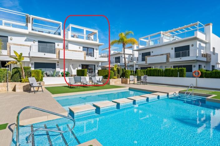 Image No.3-3 Bed Townhouse for sale