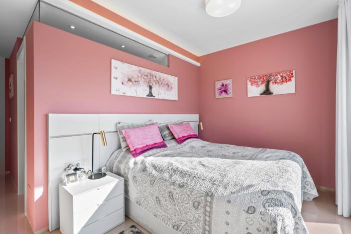 Image No.20-3 Bed Townhouse for sale