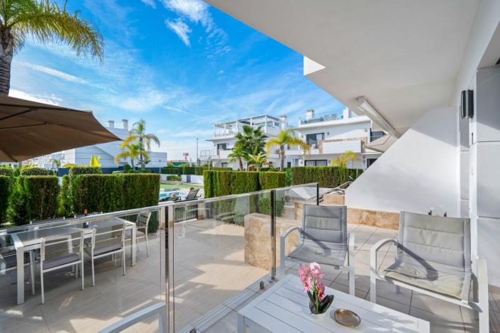 Image No.38-3 Bed Townhouse for sale