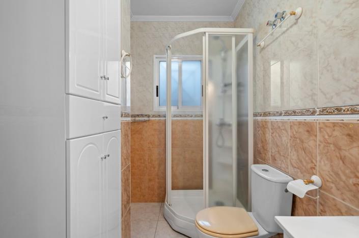 Image No.19-2 Bed Apartment for sale