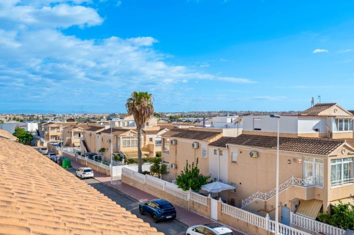 Image No.25-2 Bed Apartment for sale