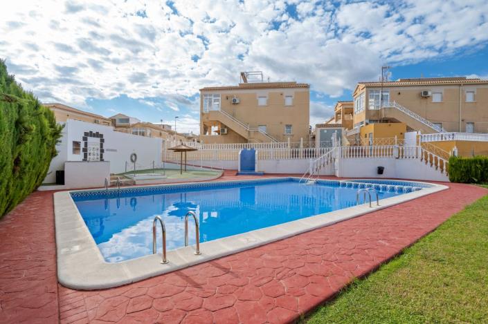 Image No.33-2 Bed Apartment for sale