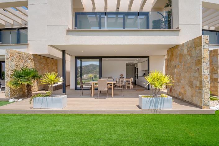 Image No.8-2 Bed Apartment for sale