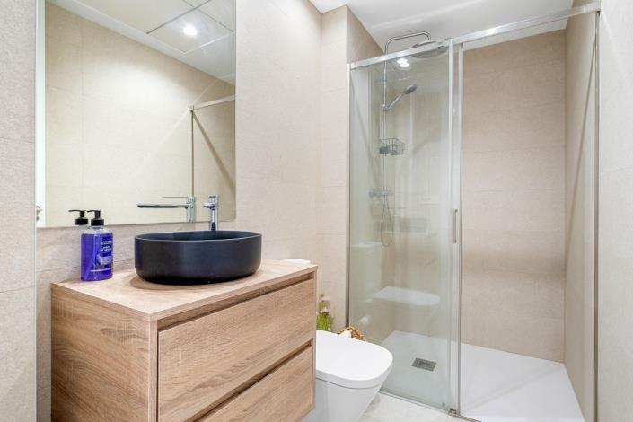 Image No.23-2 Bed Apartment for sale