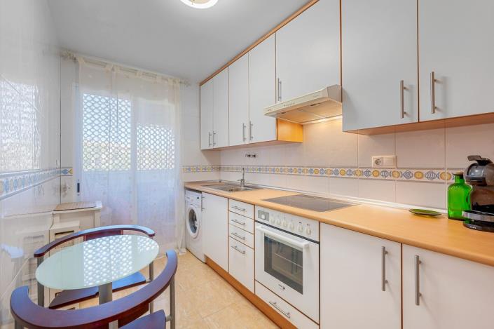 Image No.10-2 Bed Apartment for sale