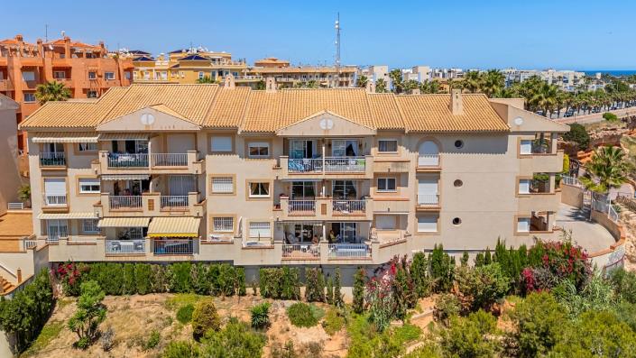 Image No.24-2 Bed Apartment for sale