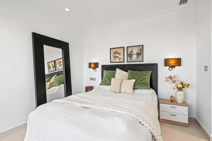 Image No.19-4 Bed Villa / Detached for sale