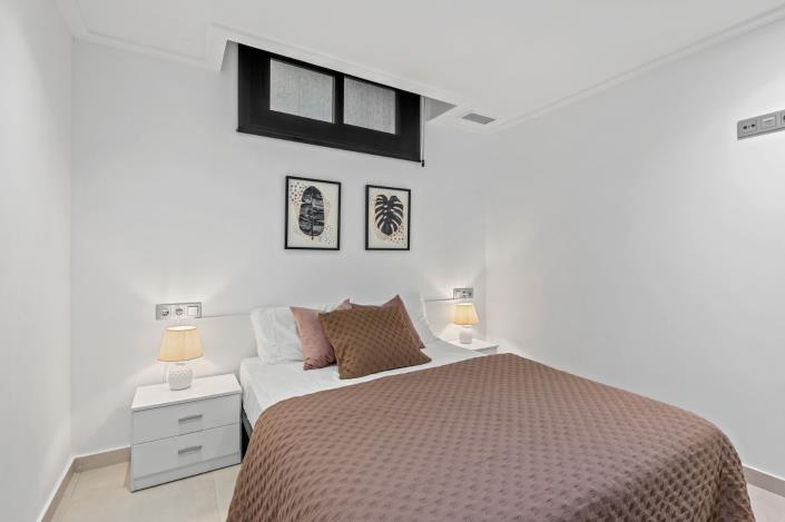 Image No.31-4 Bed Villa / Detached for sale