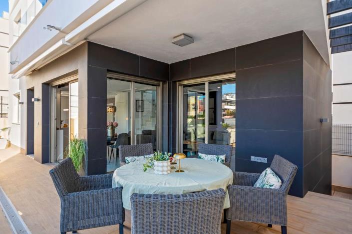 Image No.47-4 Bed Villa / Detached for sale