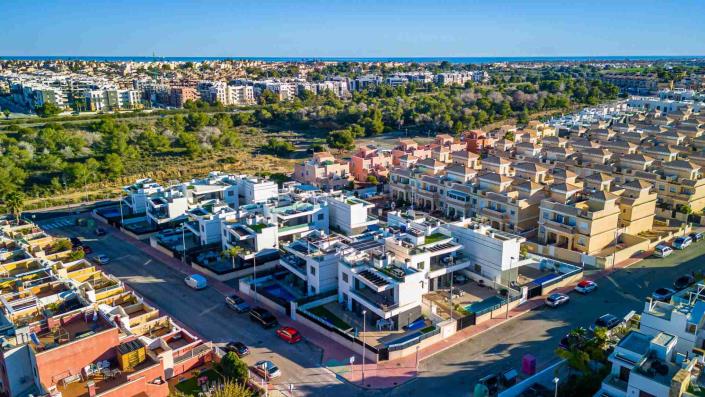 Image No.50-4 Bed Villa / Detached for sale