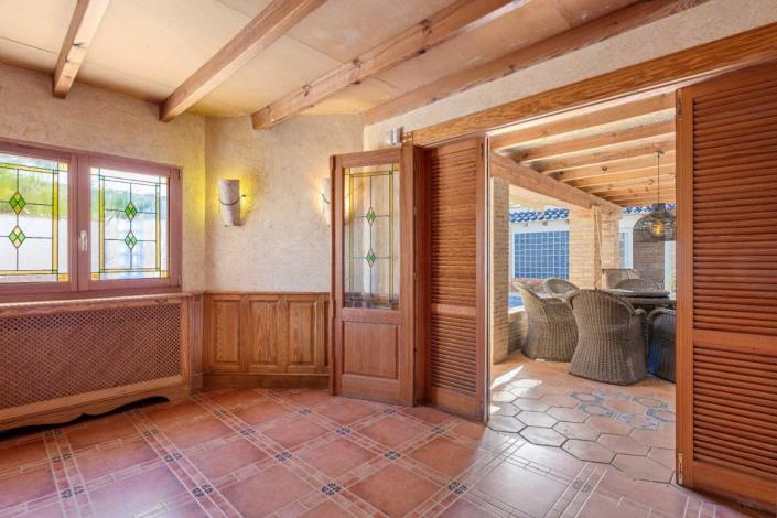 Image No.20-5 Bed Villa / Detached for sale