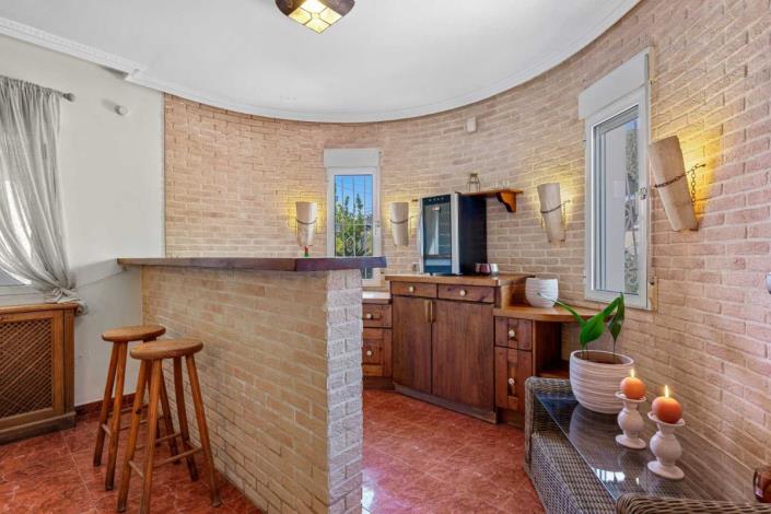 Image No.21-5 Bed Villa / Detached for sale