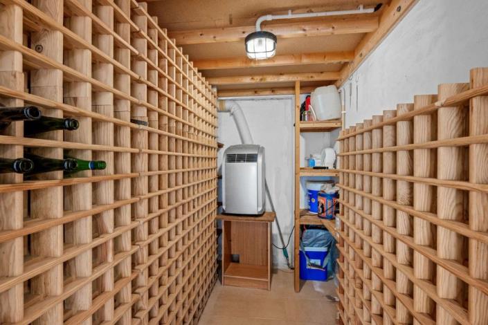 Image No.22-5 Bed Villa / Detached for sale