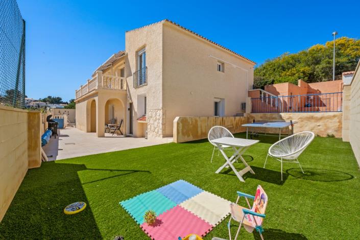 Image No.4-Villa / Détaché de 6 chambres à vendre à La Nucía