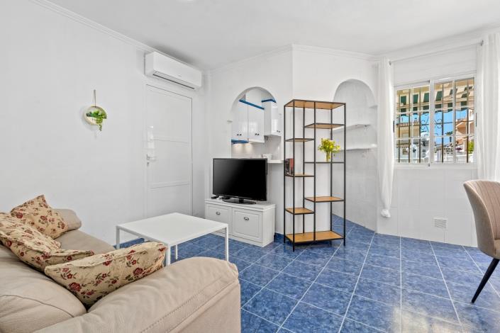 Image No.8-2 Bed Apartment for sale