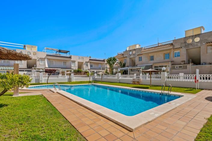 Image No.27-2 Bed Apartment for sale