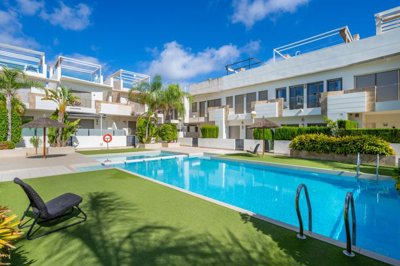 004ivory4bed
