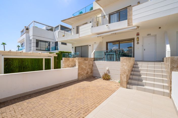 Image No.5-4 Bed Townhouse for sale