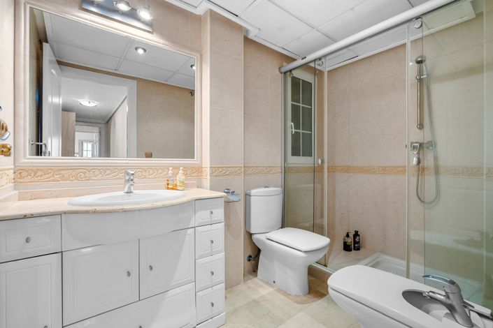 Image No.22-3 Bed Apartment for sale