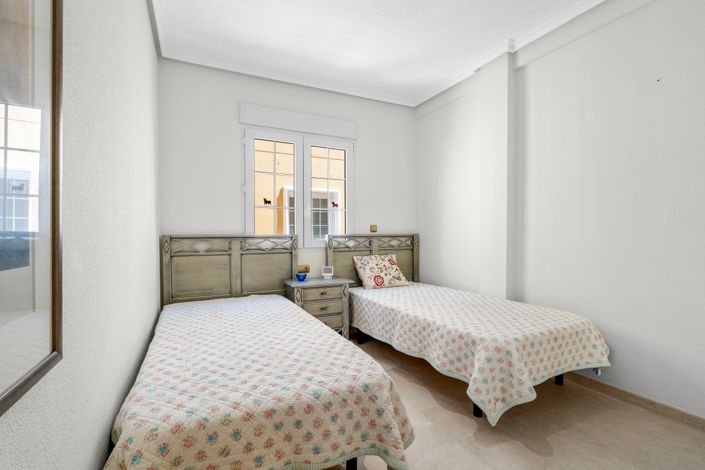 Image No.23-3 Bed Apartment for sale