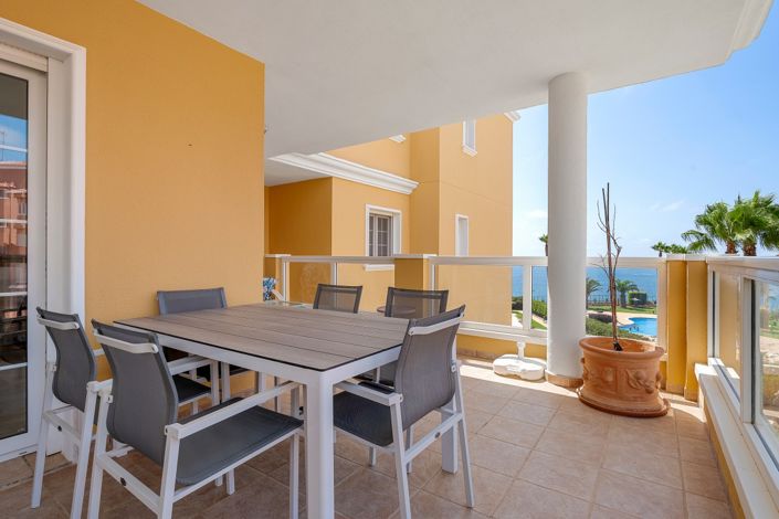 Image No.25-3 Bed Apartment for sale