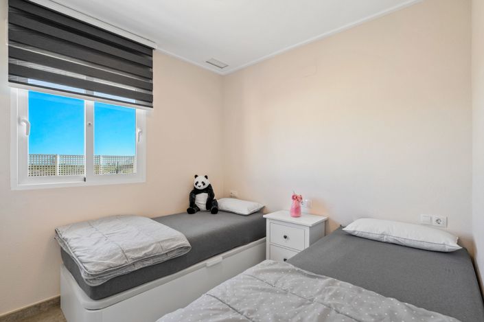 Image No.21-3 Bed Apartment for sale