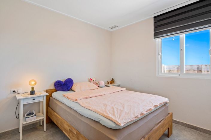 Image No.24-3 Bed Apartment for sale