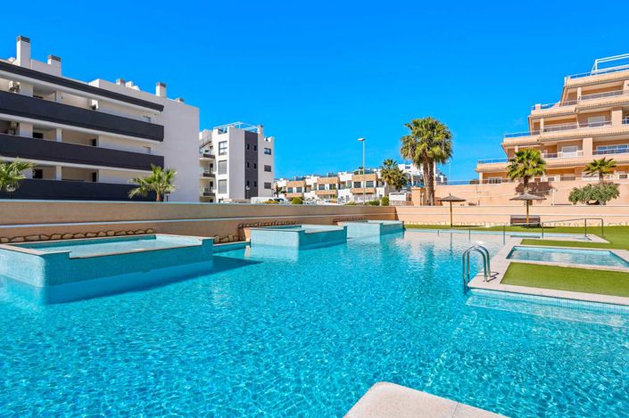 Image No.28-3 Bed Apartment for sale