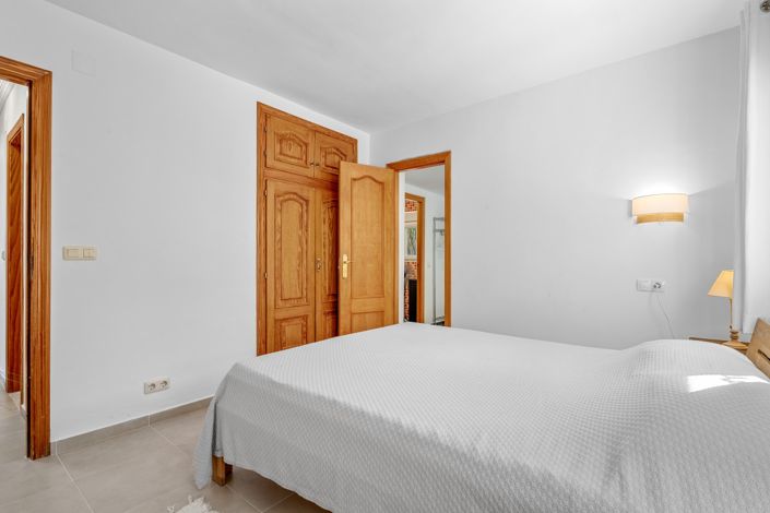 Image No.28-3 Bed Villa for sale