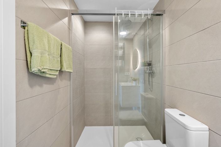 Image No.17-2 Bed Apartment for sale