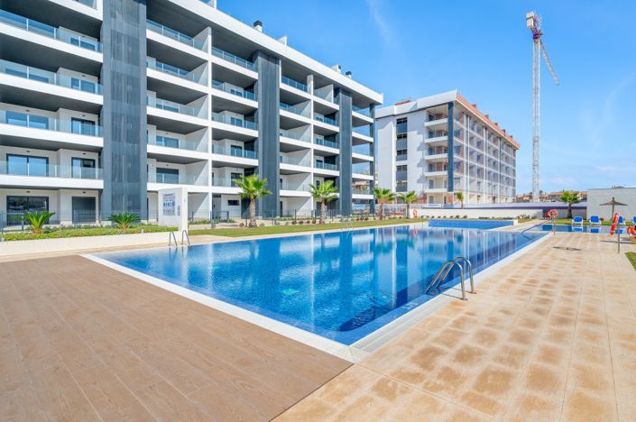Image No.28-2 Bed Apartment for sale
