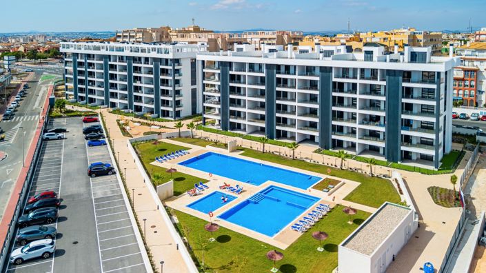 Image No.33-2 Bed Apartment for sale