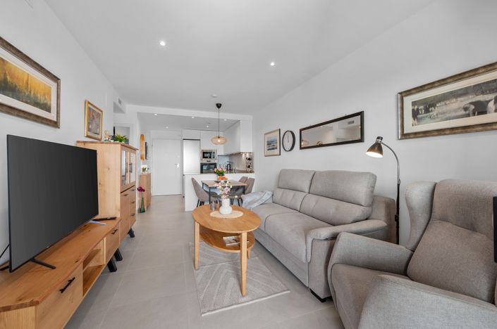 Image No.9-2 Bed Apartment for sale