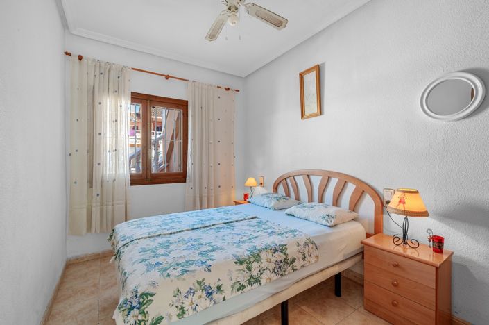 Image No.12-2 Bed Apartment for sale