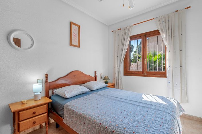 Image No.16-2 Bed Apartment for sale