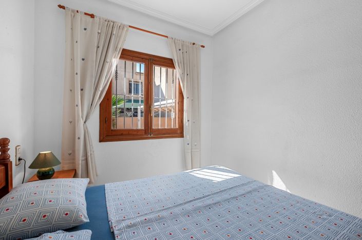 Image No.17-2 Bed Apartment for sale