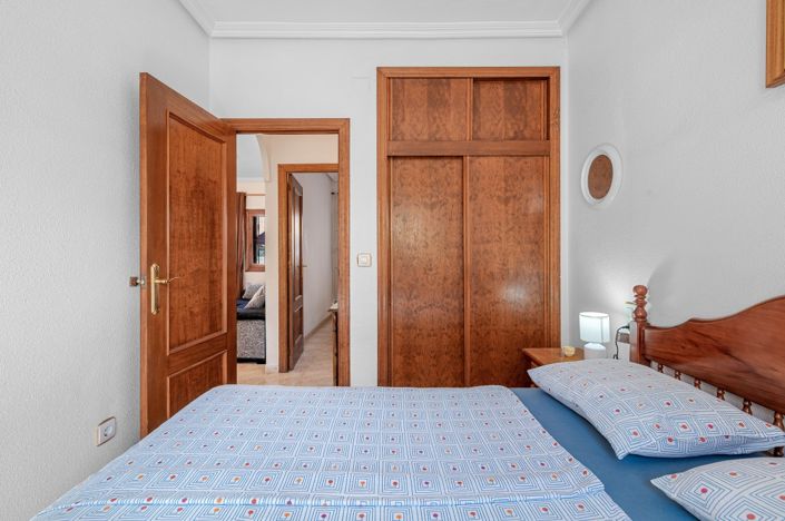 Image No.18-2 Bed Apartment for sale