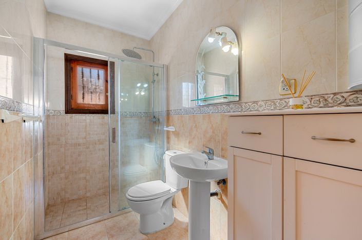 Image No.19-2 Bed Apartment for sale