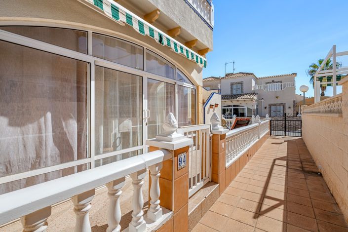 Image No.32-3 Bed Townhouse for sale