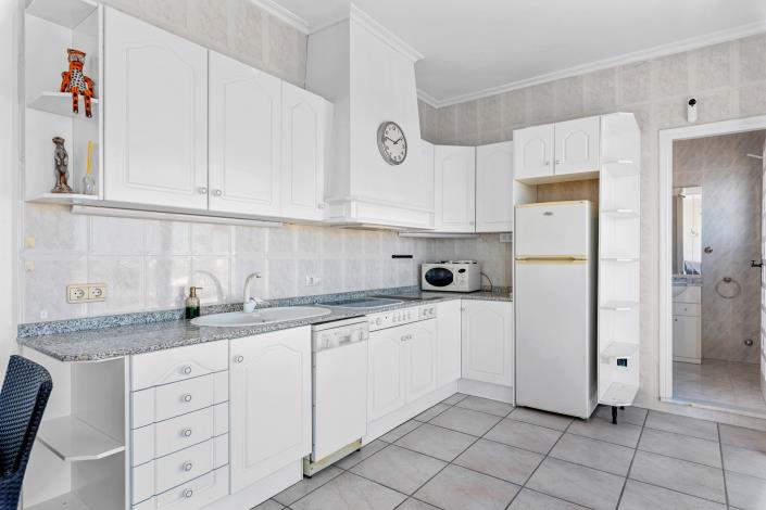 Image No.25-4 Bed Villa / Detached for sale