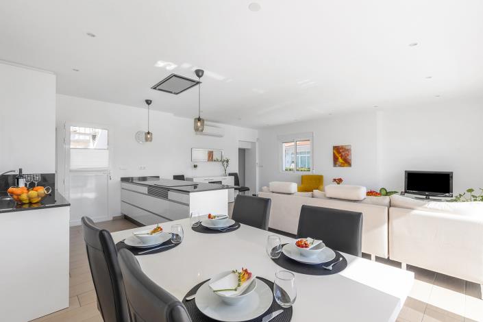 Image No.13-4 Bed Villa / Detached for sale